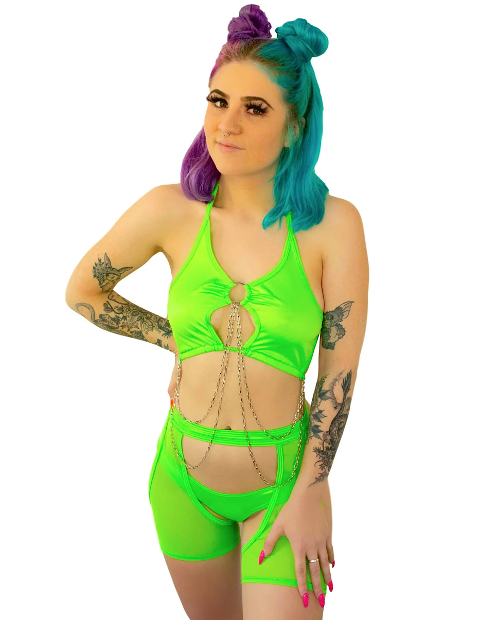 Chain Wrecked Keyhole Top - Image 13