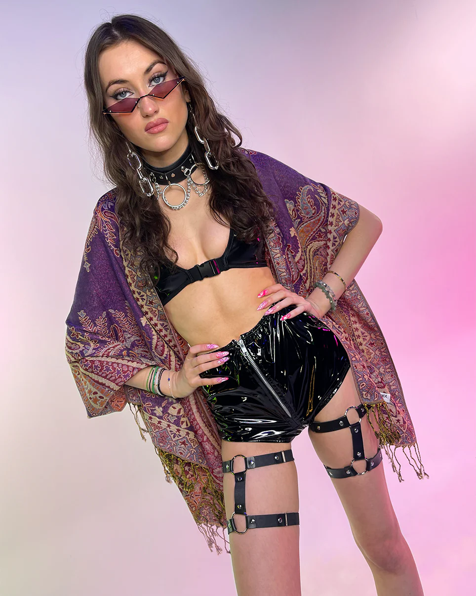 Classic Paisley Unisex Pashmina Scarf - Image 12