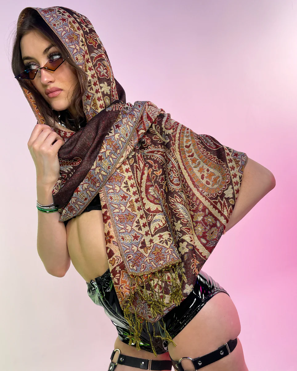Classic Paisley Unisex Pashmina Scarf - Image 17