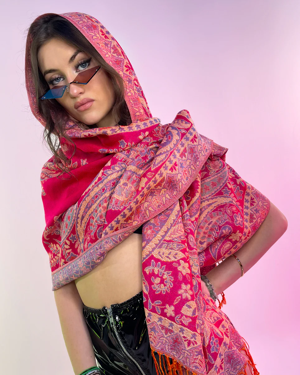Classic Paisley Unisex Pashmina Scarf - Image 22