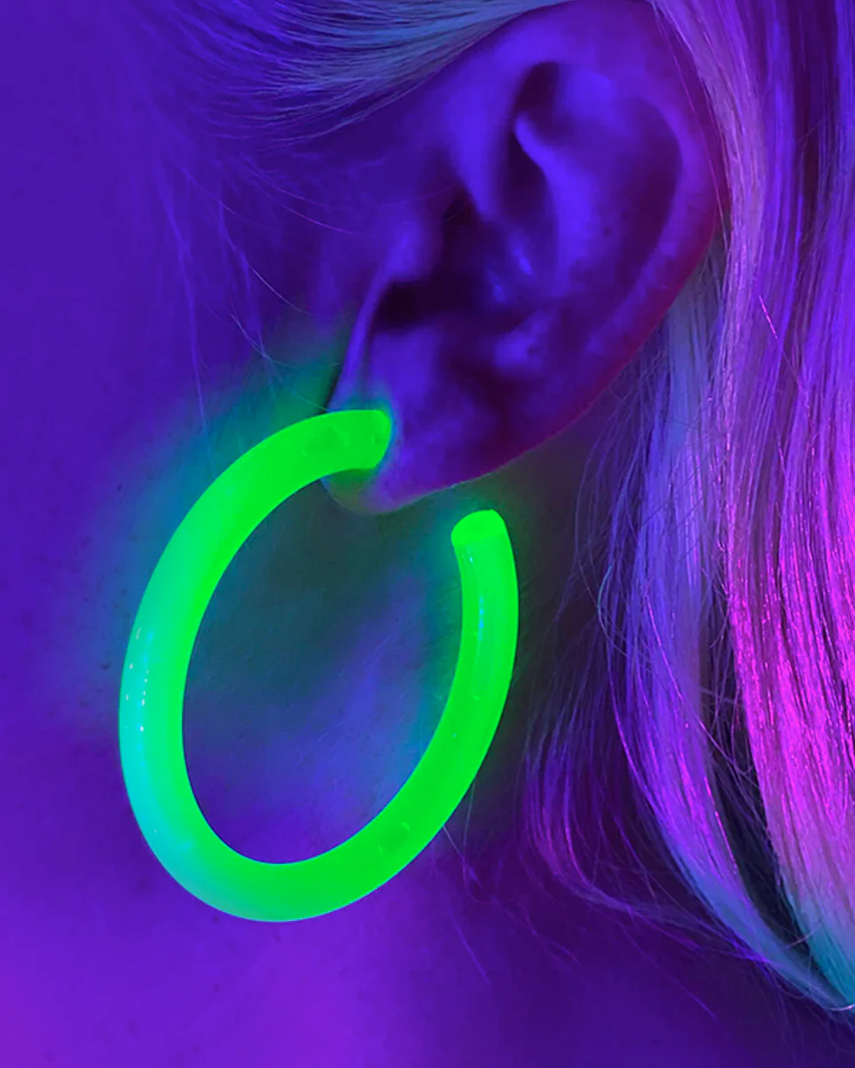 Neon Retro Circle Hoops Acrylic Earrings - Image 3