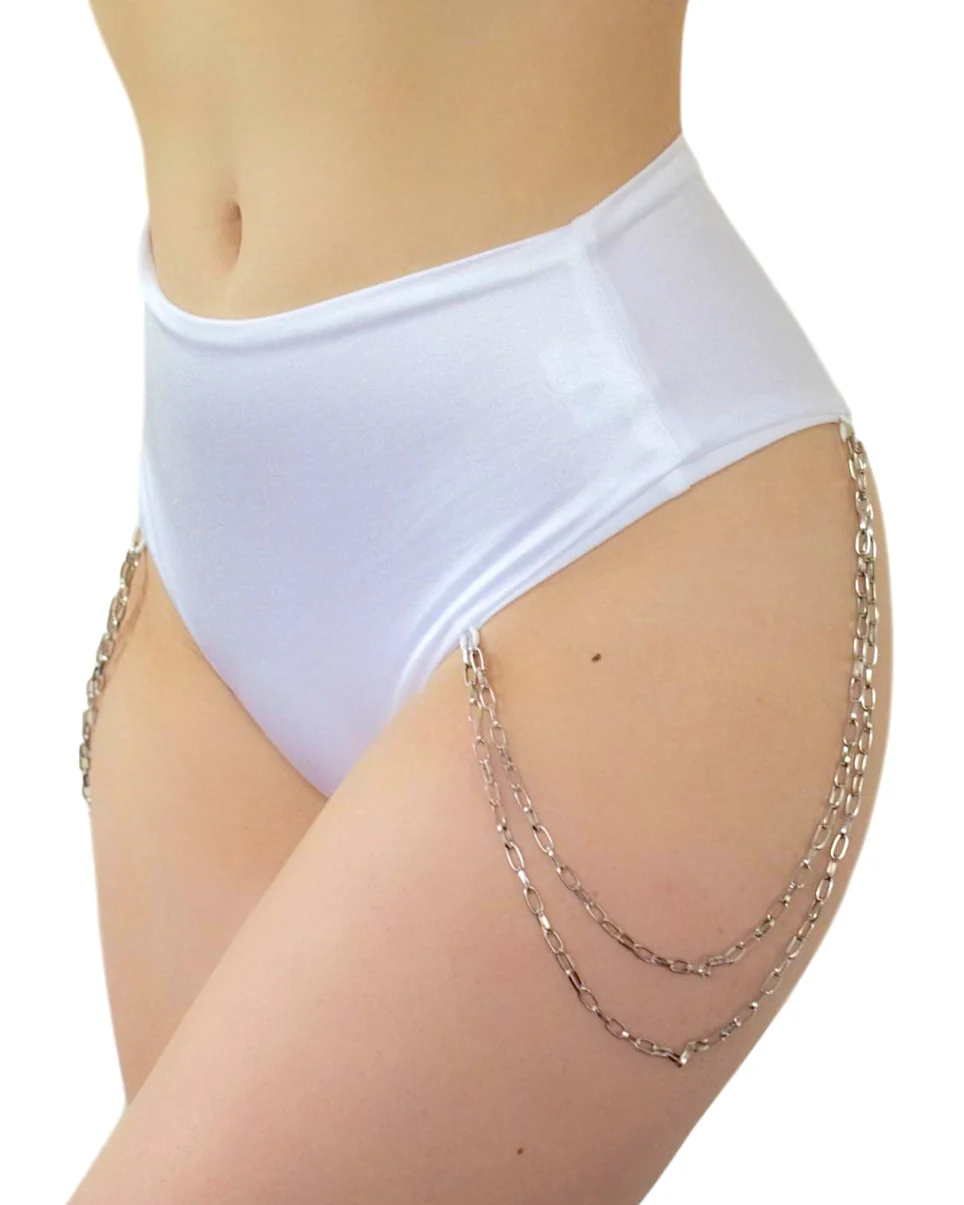 Techno Bish Chain High-Waist Shorts - Image 15